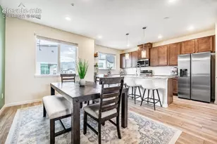 930 Hook Grv, Colorado Springs, CO 80907 - Photo 10