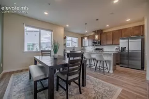 930 Hook Grv, Colorado Springs, CO 80907 - Photo 12