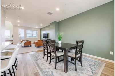 930 Hook Grove, Colorado Springs, CO 80907 - Photo 6