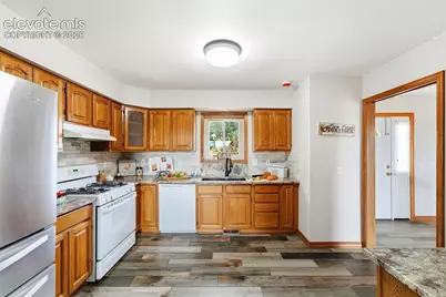 9655 Arroya Lane, Colorado Springs, CO 80908 - Photo 12