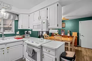 3630 Brentwood Terrace, Colorado Springs, CO 80910 - Photo 8