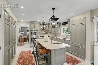 216 W Cheyenne Mountain Boulevard, Colorado Springs, CO 80906 - Photo 10