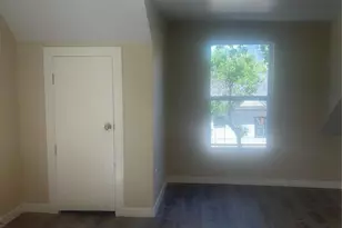 2402 W Uintah St, Colorado Springs, CO 80904 - Photo 8
