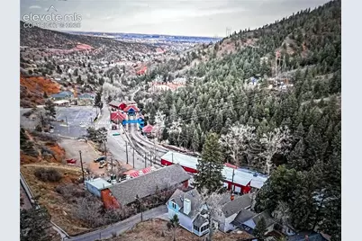 602 Ruxton Avenue, Manitou Springs, CO 80829 - Photo 2