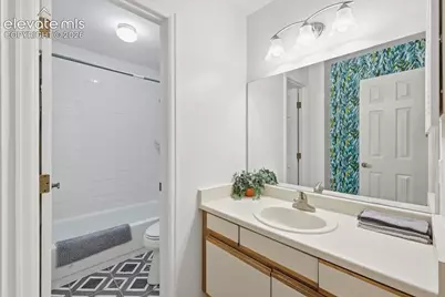 846 Tenderfoot Hill Road #202, Colorado Springs, CO 80906 - Photo 18