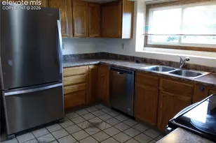 5292 Cracker Barrel Cir, Colorado Springs, CO 80917 - Photo 4