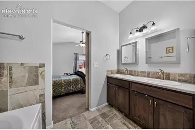 1005 N Kirkwood Drive, Pueblo, CO 81007 - Photo 12