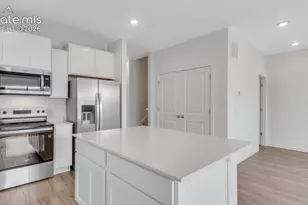 3656 Glenna Pl, Colorado Springs, CO 80907 - Photo 2