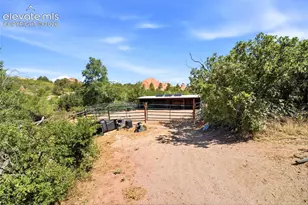 6 Las Piedras Escondidas Na, Colorado Springs, CO 80904 - Photo 4