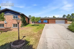 6 Las Piedras Escondidas Na, Colorado Springs, CO 80904 - Photo 2