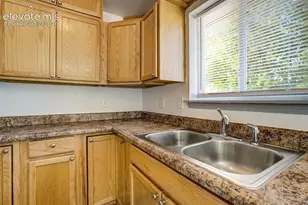 3025 Grandview St, Colorado Springs, CO 80907 - Photo 8