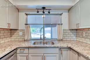 569 Red Cliff Rd, Colorado Springs, CO 80906 - Photo 18