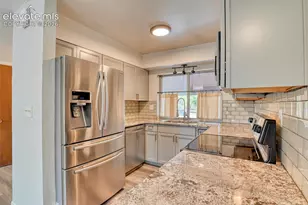 569 Red Cliff Rd, Colorado Springs, CO 80906 - Photo 14