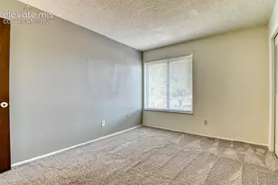 569 Red Cliff Rd, Colorado Springs, CO 80906 - Photo 20