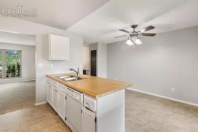2520 E Prescott Circle, Colorado Springs, CO 80916 - Photo 12