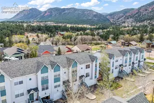 30 Vale Cir, Palmer Lake, CO 80133 - Photo 2