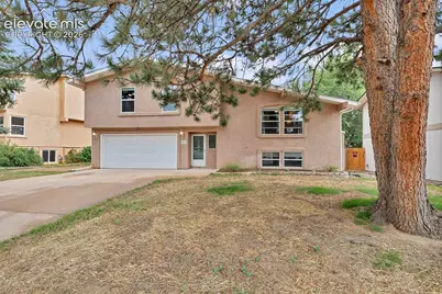 2811 Keystone Circle, Colorado Springs, CO 80918 - Photo 2