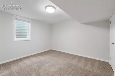 641 Glen Eyrie Circle, Colorado Springs, CO 80904 - Photo 34