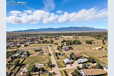 7 Circle C Road, Fountain, CO 80817 - Photo 6