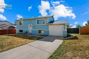 1961 Pepperwood Dr, Colorado Springs, CO 80910 - Photo 2