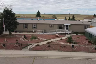 23735 Fleet St, Colorado Springs, CO 80928 - Photo 2