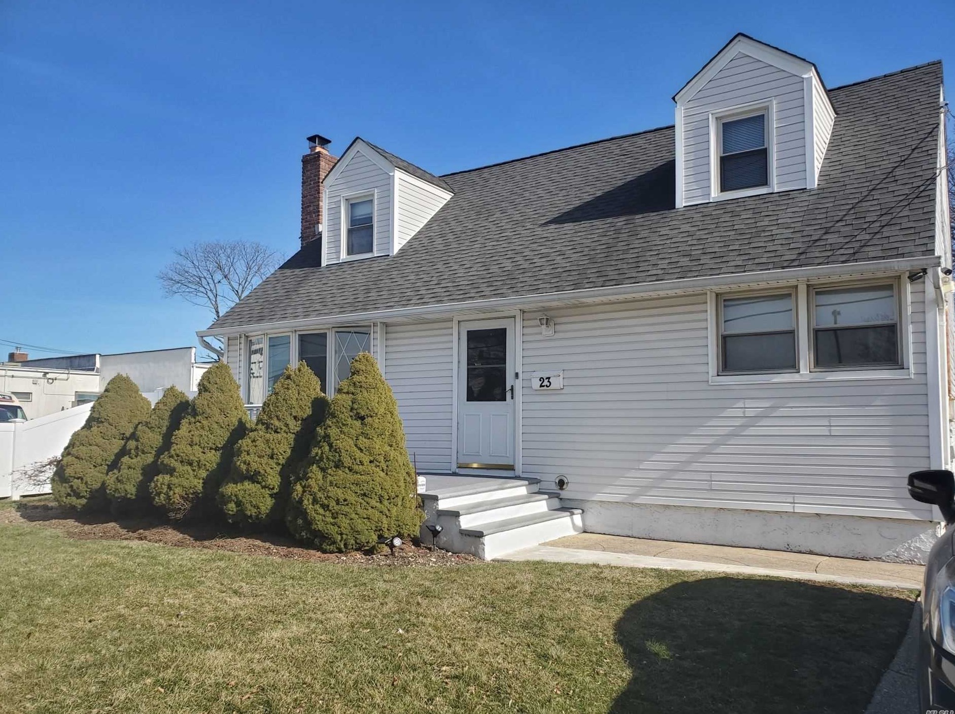 23 Taylor Ave, Hempstead, NY 11554-2134