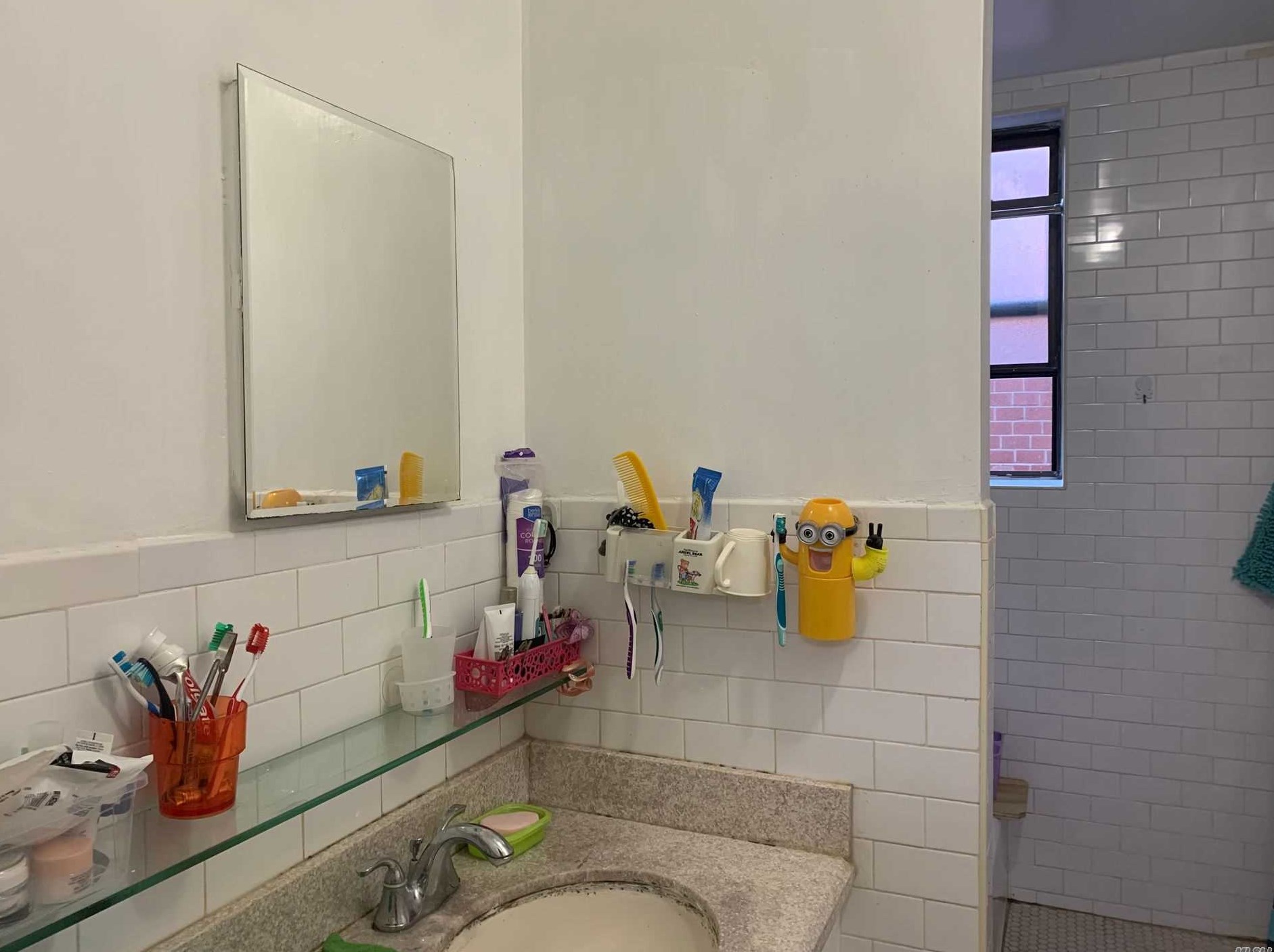 40-35 Ithaca St, Flushing NY  11379-1430 exterior