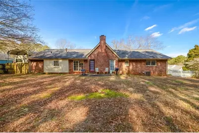 4304 Riverside Drive SW, Lilburn, GA 30047 - Photo 30