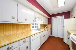 4304 Riverside Dr SW, Lilburn, GA 30047 - Photo 10