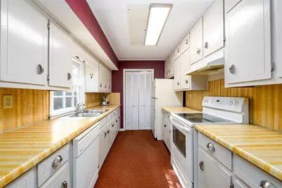 4304 Riverside Drive SW, Lilburn, GA 30047 - Photo 8