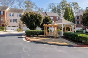 2895 Brandl Cove Ct, Marietta, GA 30067 - Photo 2