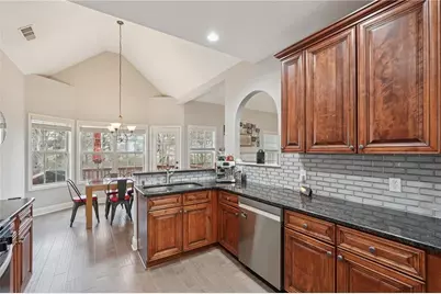 1330 Primrose Park Road, Sugar Hill, GA 30518 - Photo 20