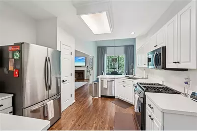 7155 Roswell Road #48, Atlanta, GA 30328 - Photo 16