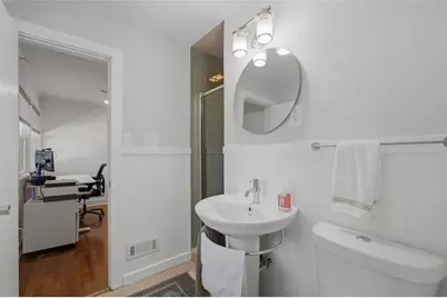 1322 Brook Forest Drive NE, Atlanta, GA 30324 - Photo 38