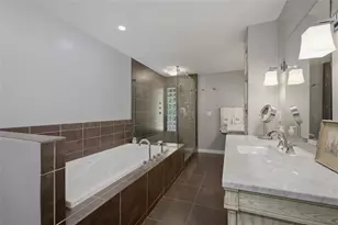 1322 Brook Forest Dr NE, Atlanta, GA 30324 - Photo 26