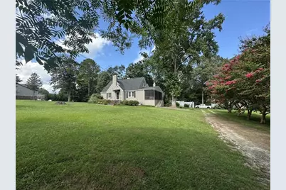 139 Myrtle Street, Toccoa, GA 30577 - Photo 2