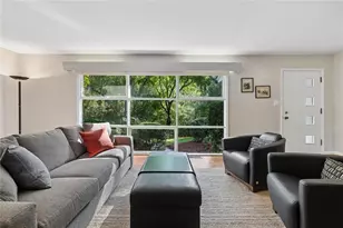 774 Briar Park Ct NE, Atlanta, GA 30306 - Photo 10