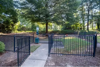 1736 Breyerton Drive NE, Atlanta, GA 30329 - Photo 40