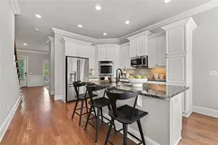 1736 Breyerton Dr NE, Atlanta, GA 30329 - Photo 8