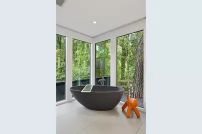751 Briar Park Court NE, Atlanta, GA 30306 - Photo 38