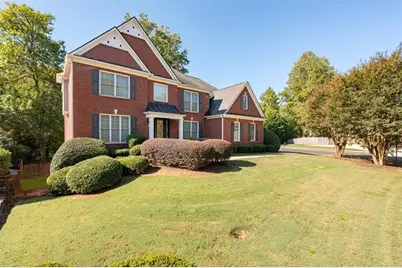 1725 Spartan Lane, Hoschton, GA 30548 - Photo 4