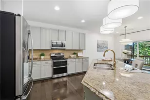 1599 Trailview Way NE, Atlanta, GA 30329 - Photo 16