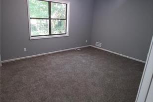 209 Mill Ridge Ct, Lawrenceville, GA 30046 - Photo 10