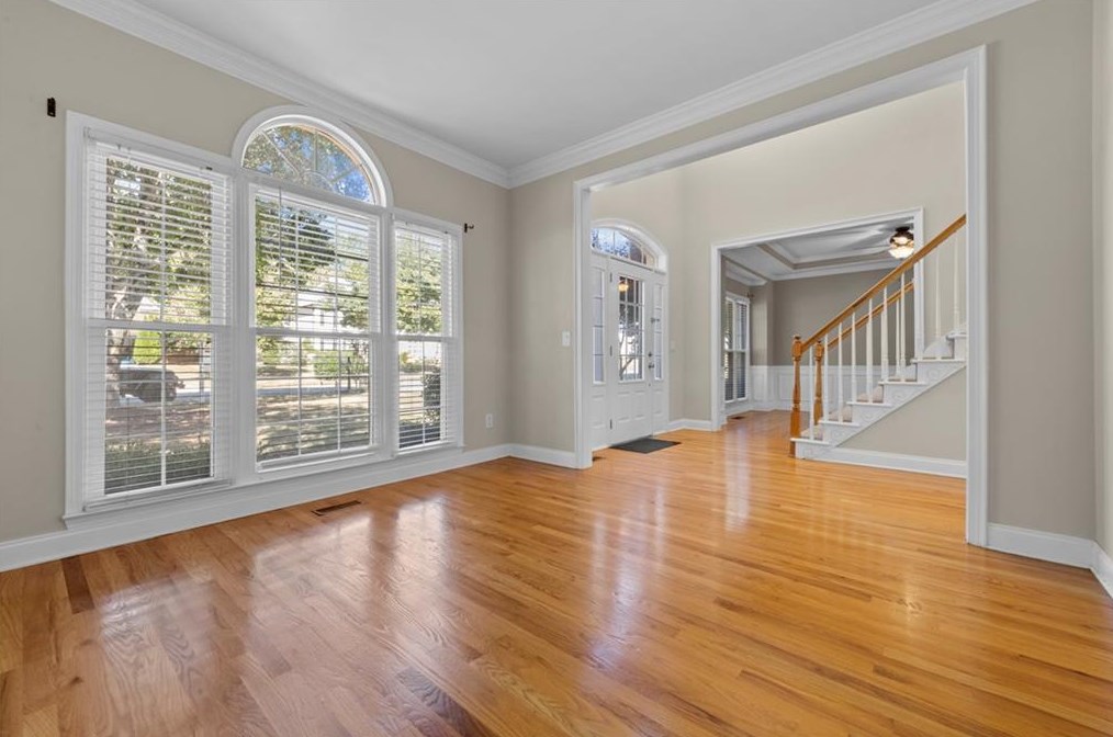 277 Providence Oaks Cir, Alpharetta, GA 30009-6815
