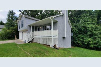 6050 April Drive, Sugar Hill, GA 30518 - Photo 20