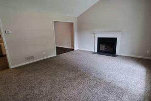 6050 April Dr, Sugar Hill, GA 30518 - Photo 6