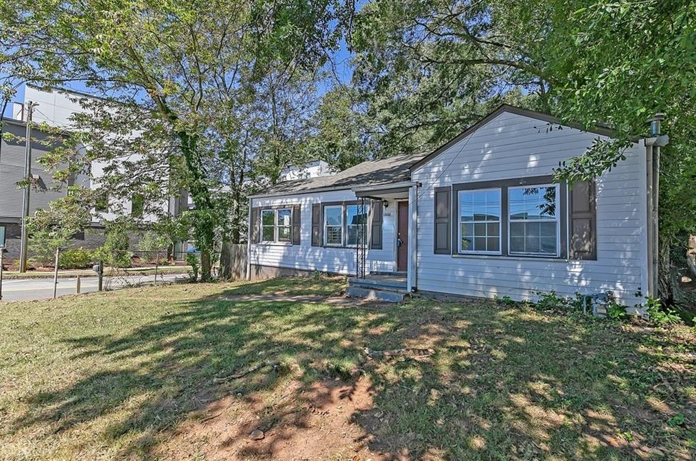1850 Memorial Dr, Atlanta GA  30317-2153 exterior