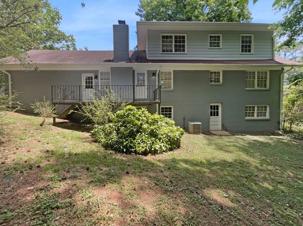 3165 Chapel Cir, Decatur GA  30034-4432 exterior