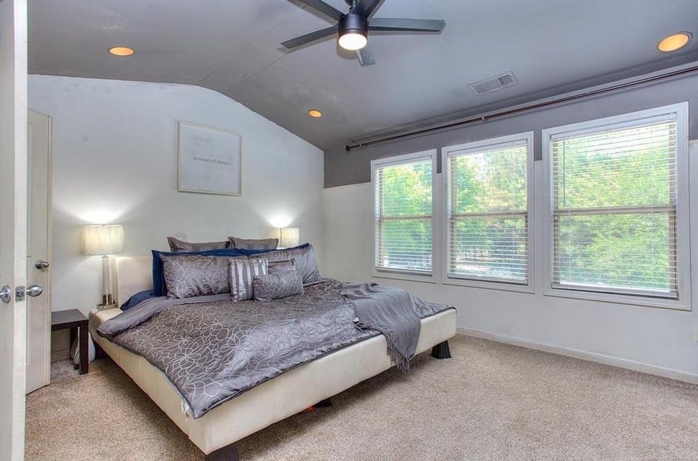 4948 Longview Walk, Decatur GA  30035-4186 exterior