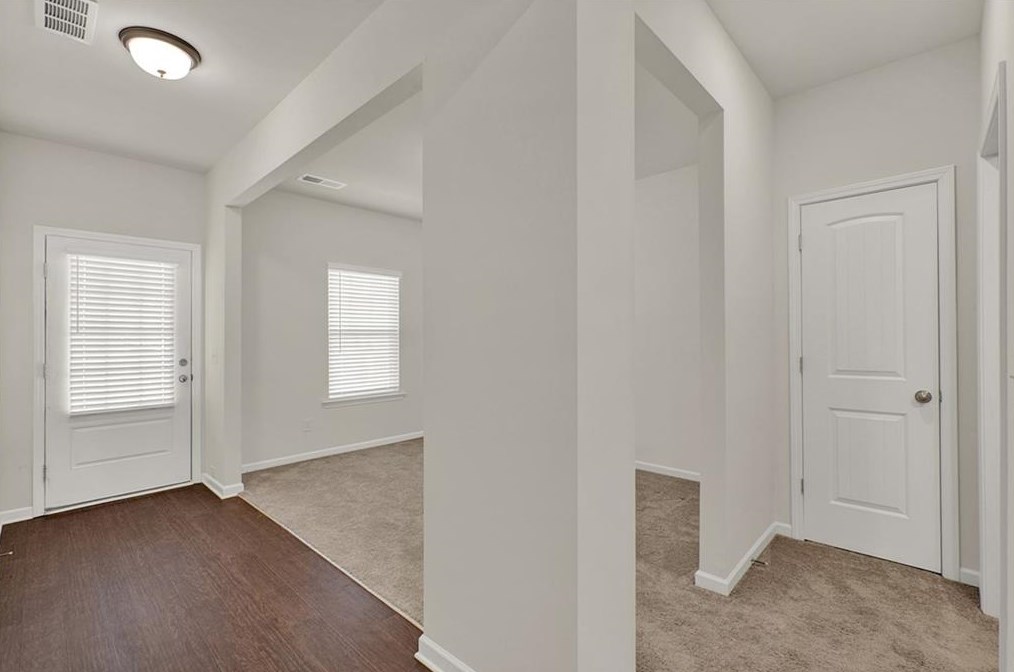 214 Willowbrook Way, Calhoun, GA 30701